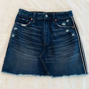 Abercrombie and Fitch Jean Skirt - Size 26/2